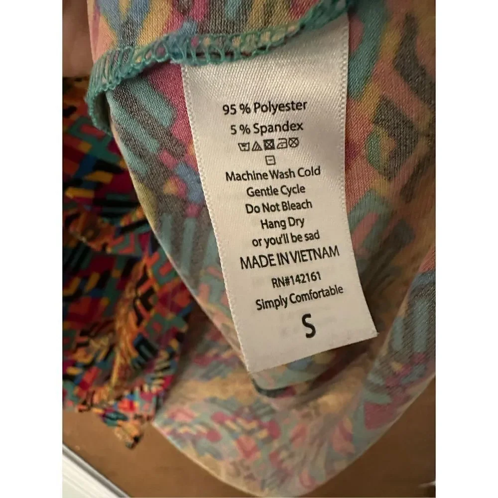 LuLaRoe Multicored Print Irma - Picture 4 of 6